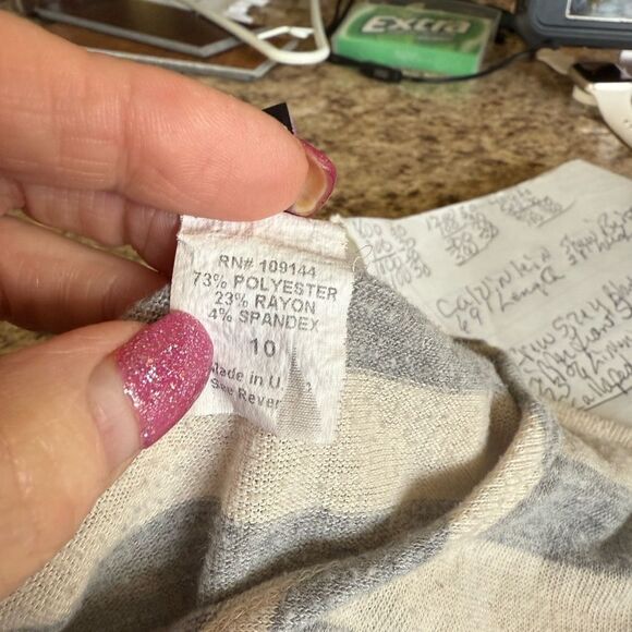 Lilly Bleu Girls Size 10 Gray and Pink Striped Crop Top - Picture 4 of 7